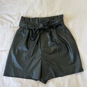 Zara Elegant Black shorts